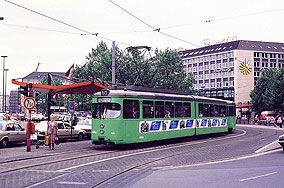 Der Üstra 520 an der Haltestelle Hauptbahnhof in Hannover