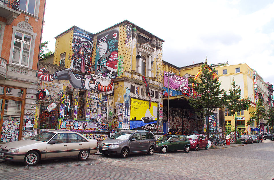 Die Rote Flora im Hamburger Schanzenviertel