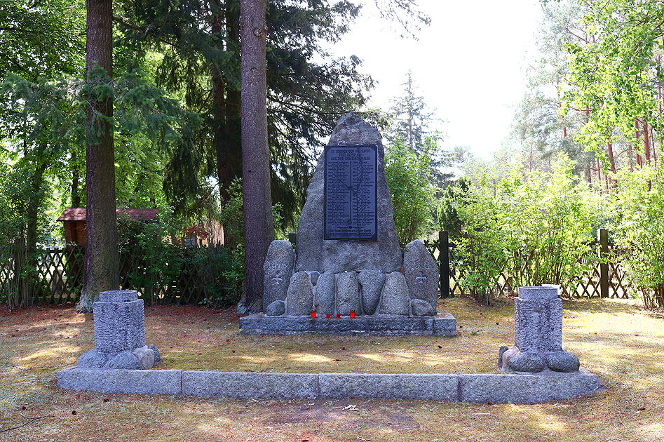 Das Kriegerdenkmal in Halbe in Brandenburg