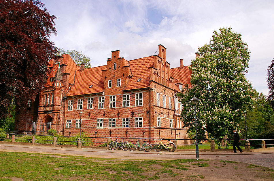 Das Bergedorfer Schloss im Osten von Hamburg