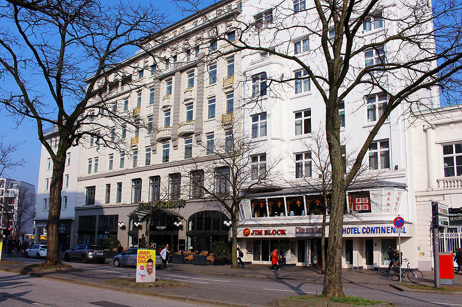 Das Hotel Reichshof in Hamburg in der Kirchenallee