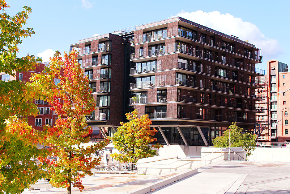 Die Hafencity in Hamburg an den Magellan-Terrassen