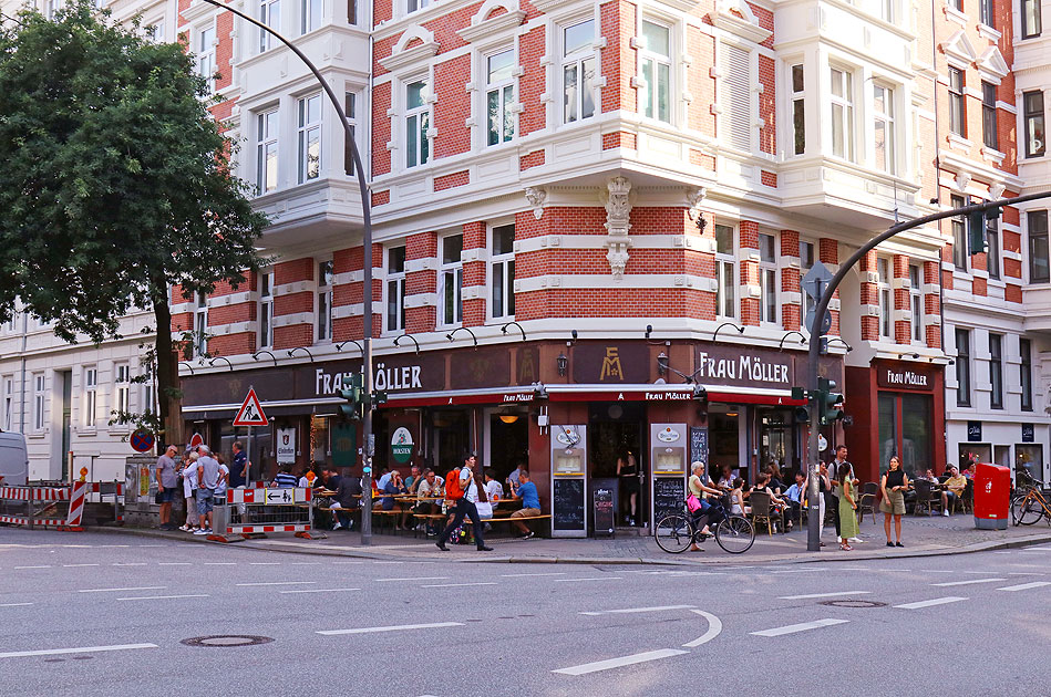 Die Gaststätte Frau Möller in der Langen Reihe in Hamburg