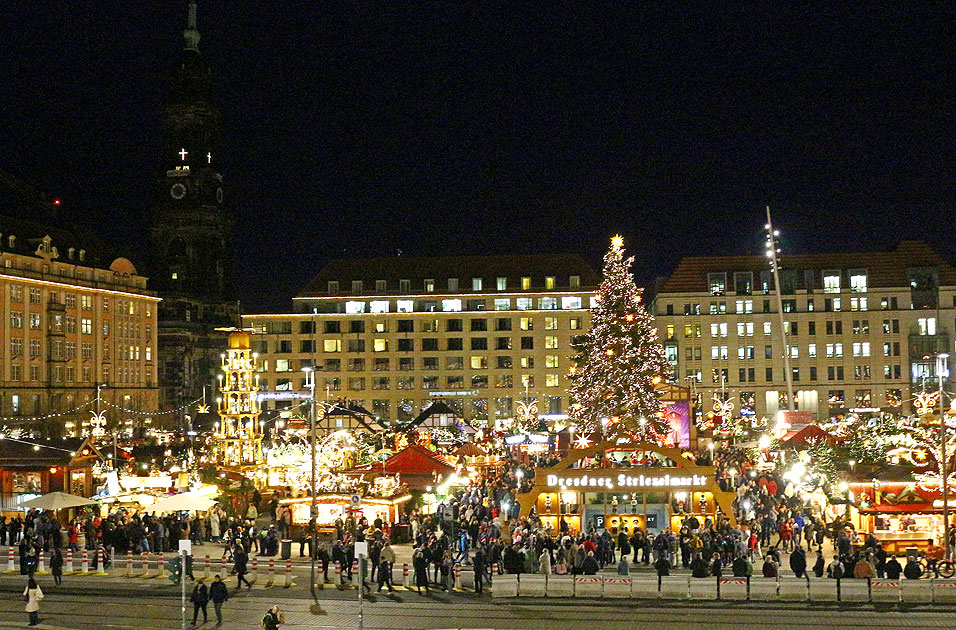 Der Striezelmarkt in Dresden